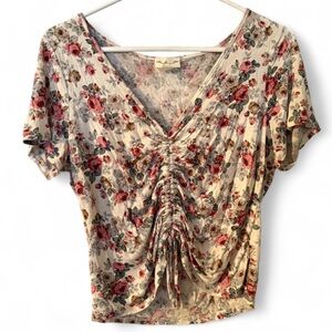 “Gaze” Floral V-Neck Top